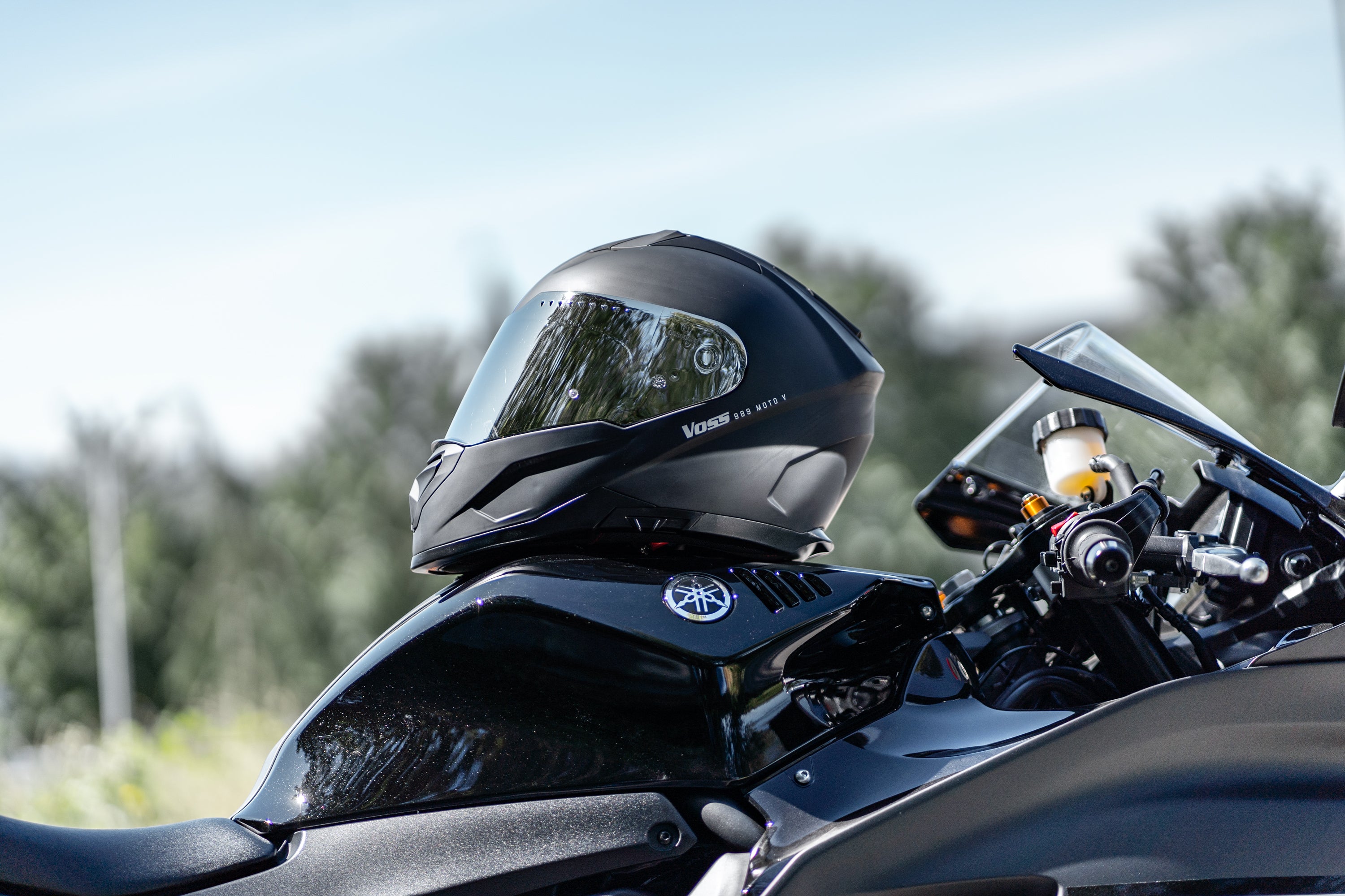 The 5 Most Important Features to Consider When Purchasing a Motorcycle Helmet